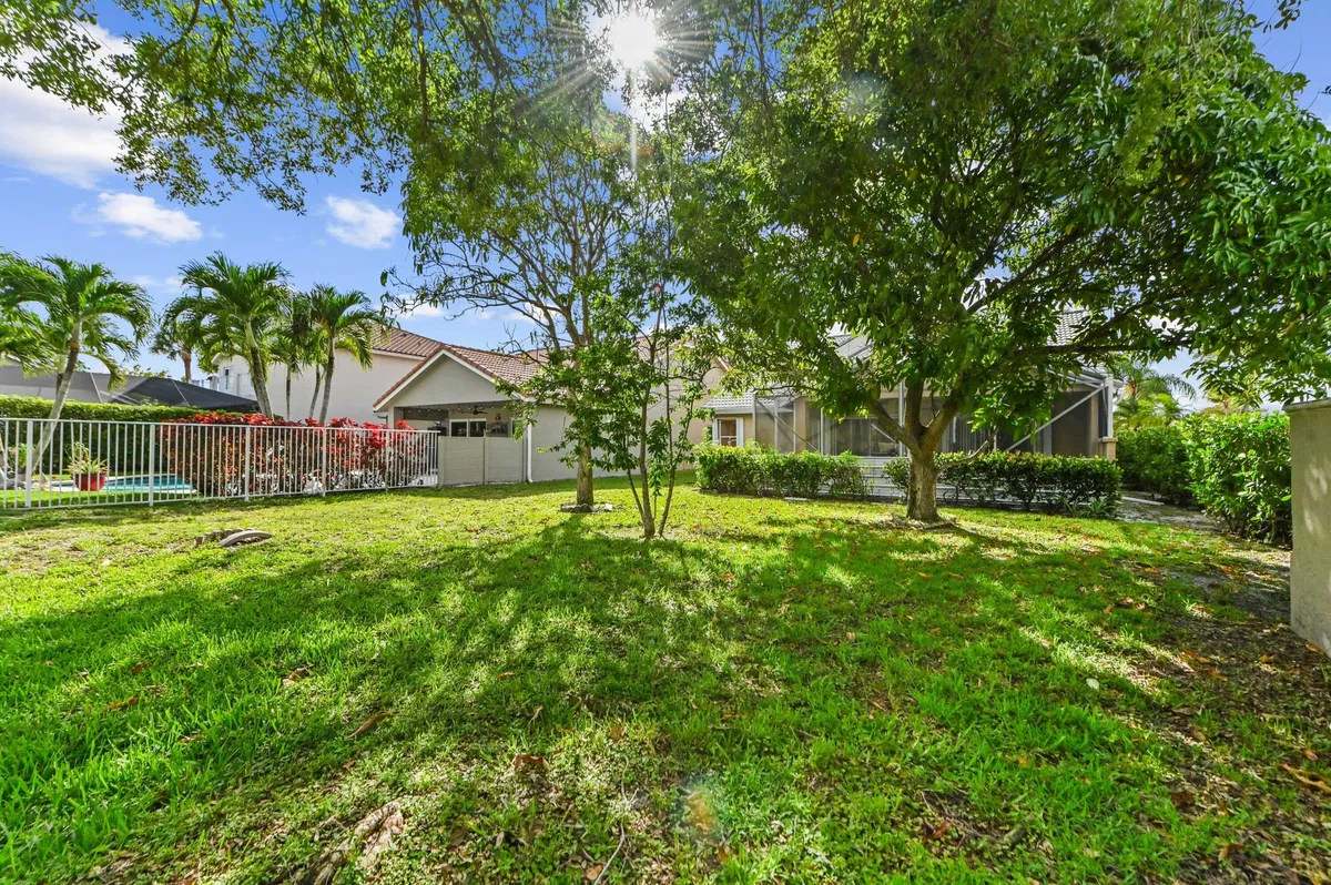 Residence photo 34