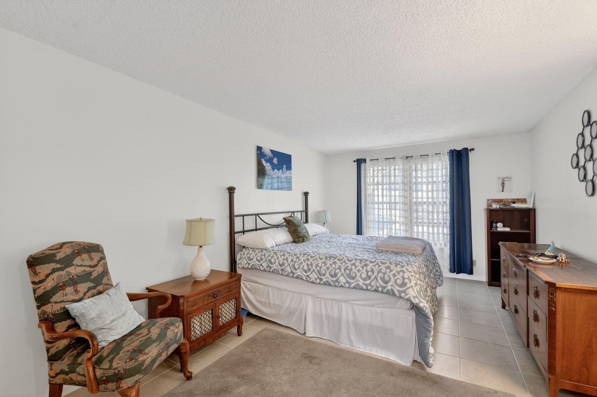 Unit 103 photo 16