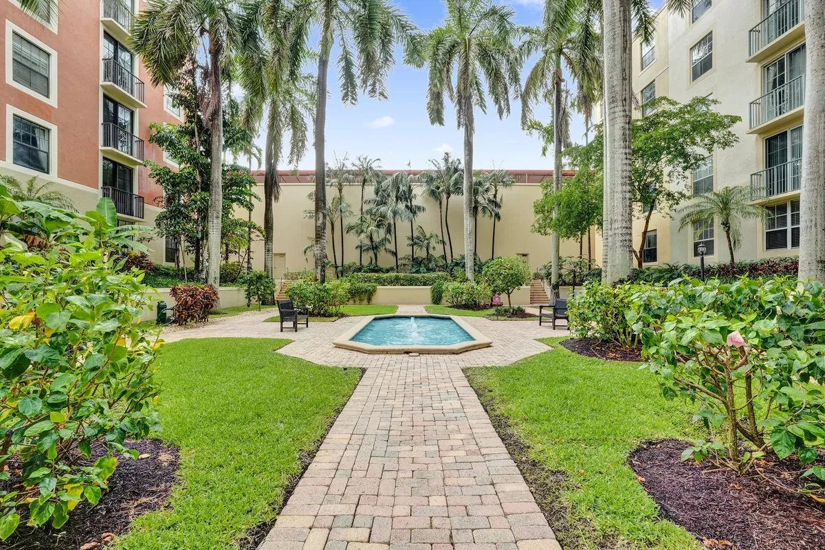 The Tower Condominium at Cityplace Unit 1010 photo 43