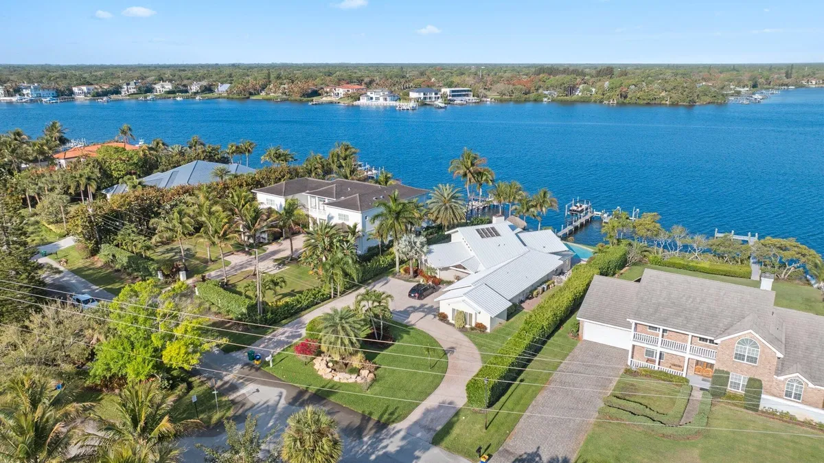 Tequesta Country Club Residence photo 46