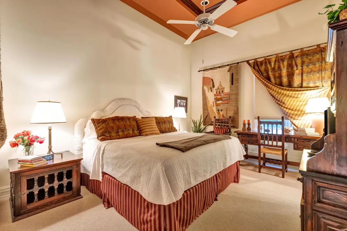 Admirals Cove Residence photo 46
