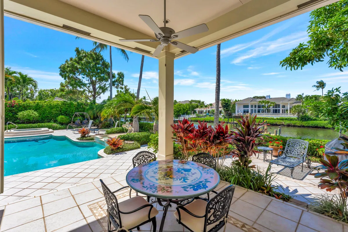 Admirals Cove Residence photo 61