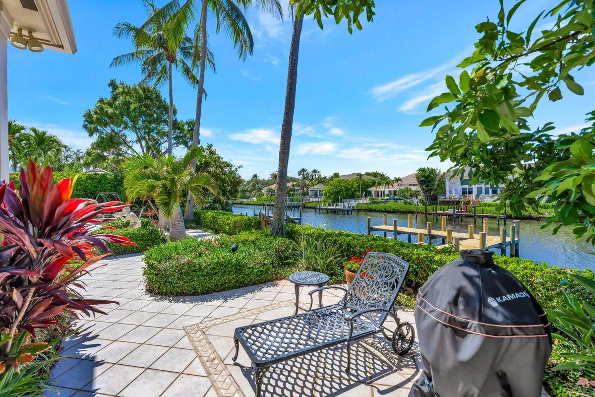 Admirals Cove Residence photo 73