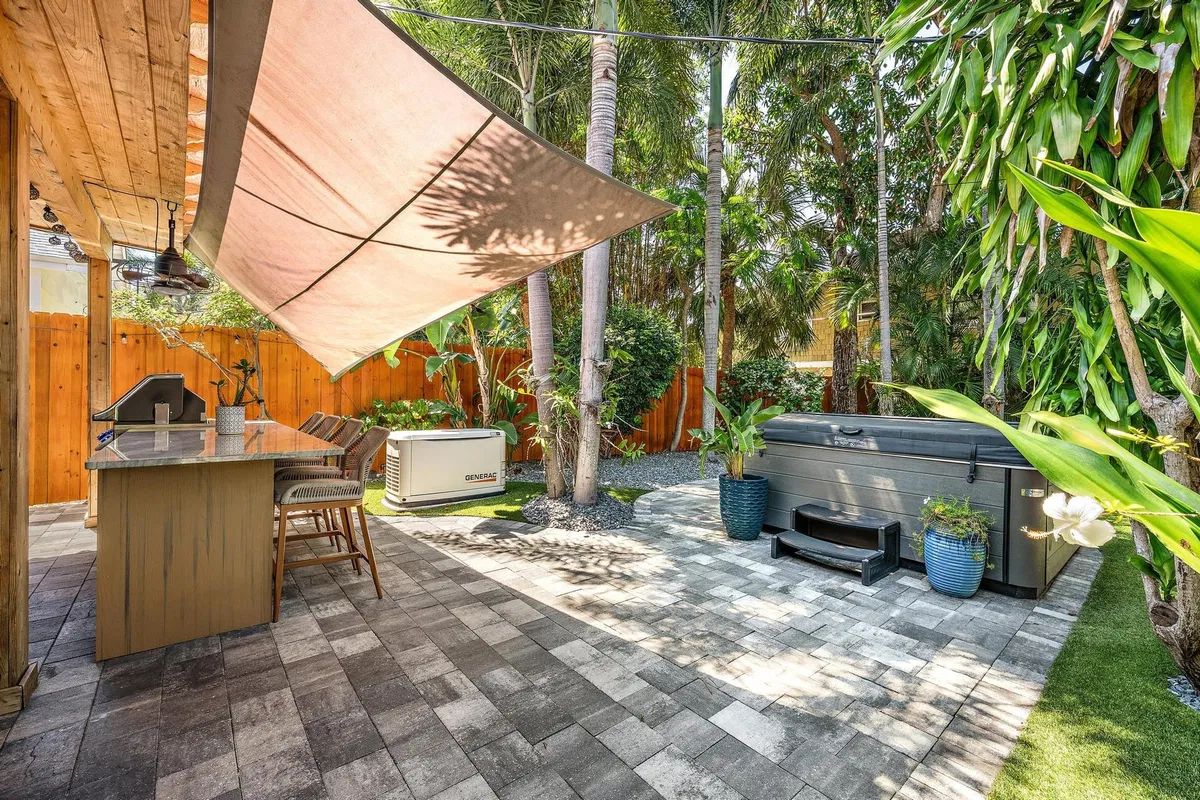 West Palm Beach Residence photo 25