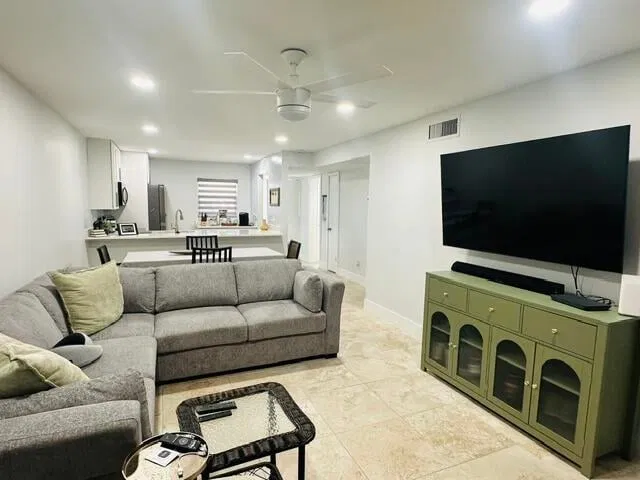 Unit 105 photo 13