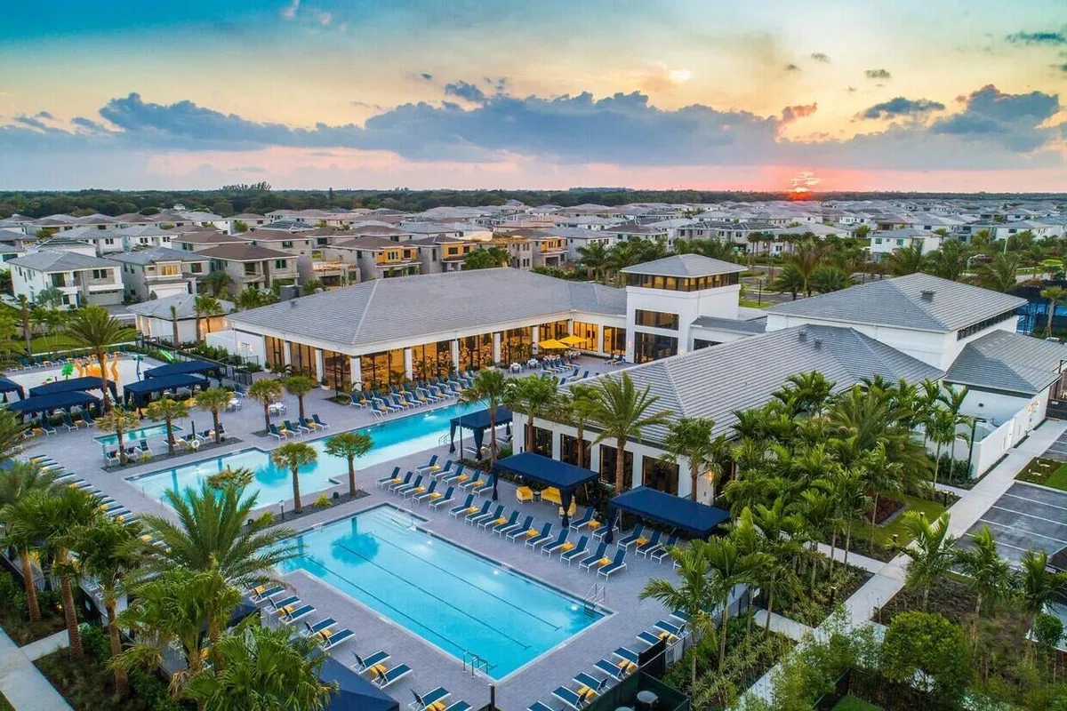 Boca Bridges Residence photo 25