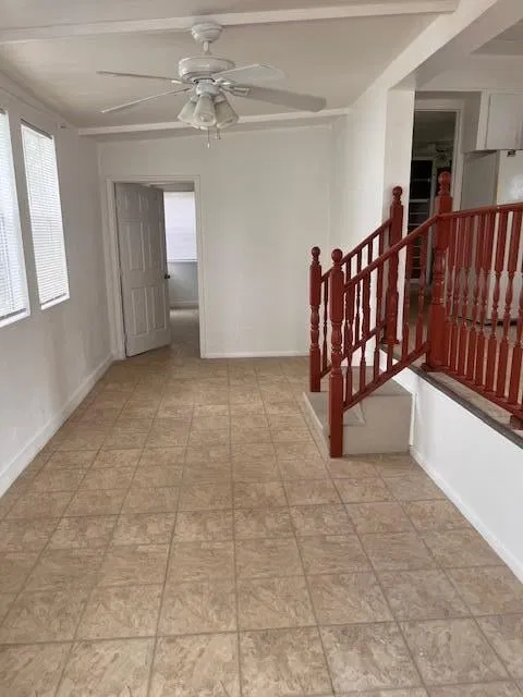Residence photo 4