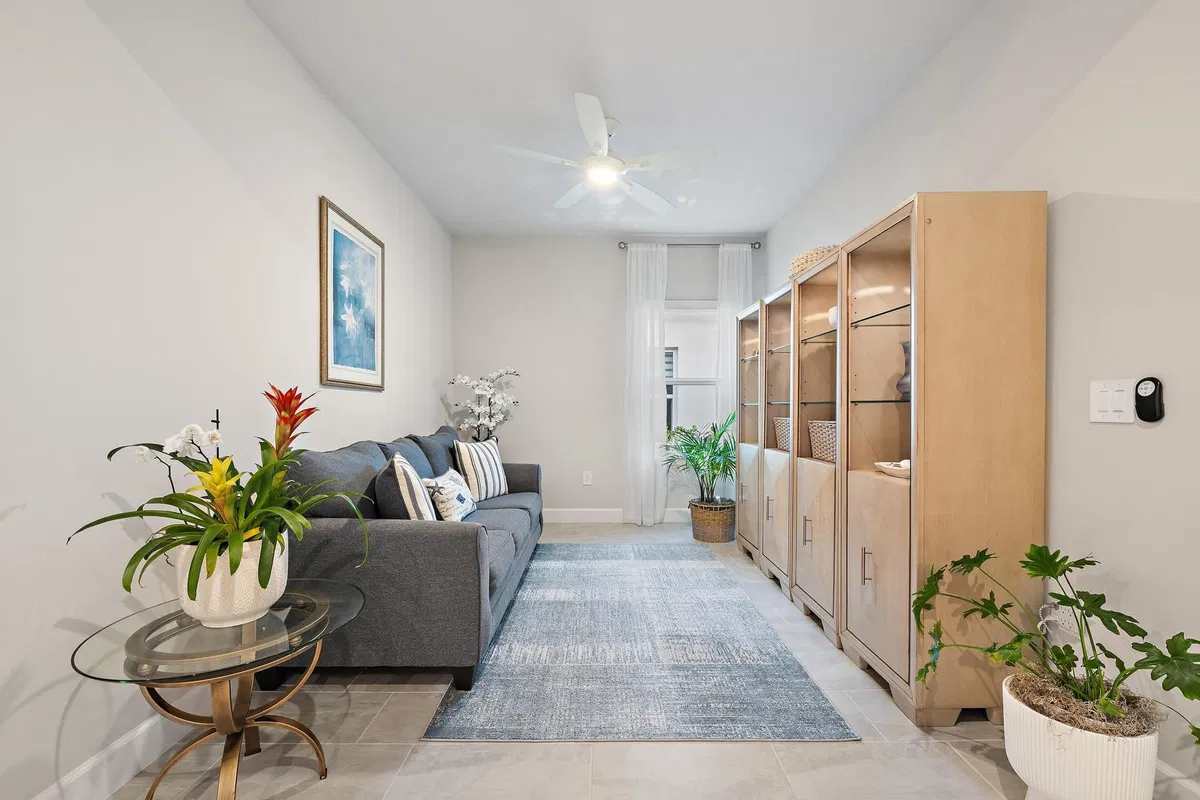 Residence photo 7
