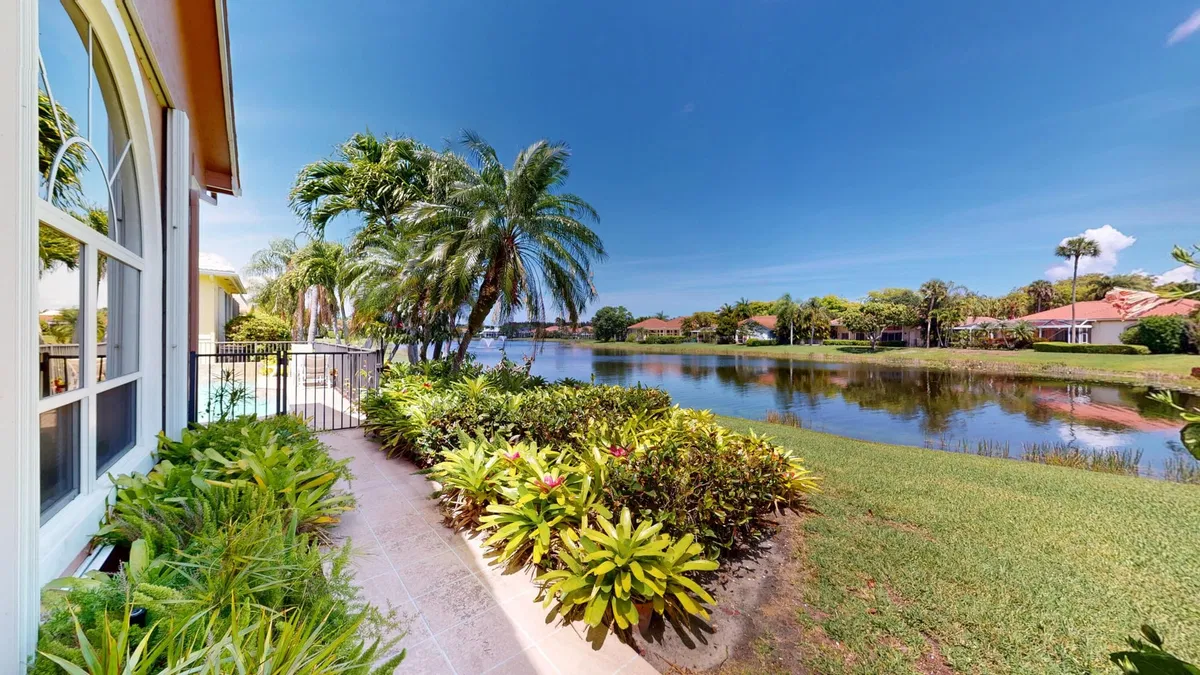 PGA National Palm Beach Gardens Residence photo 40