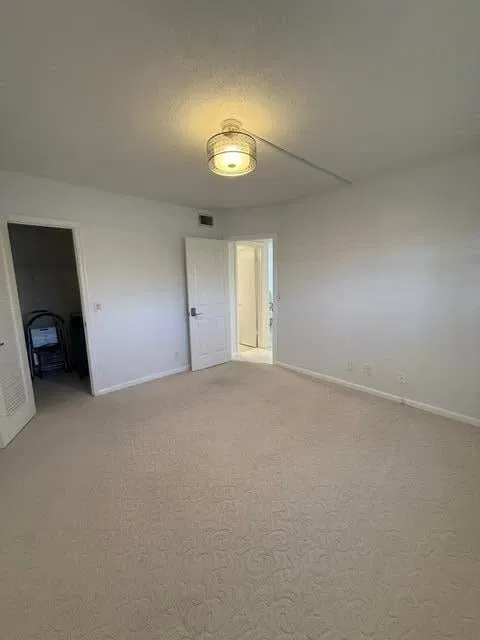 Unit 304 photo 25