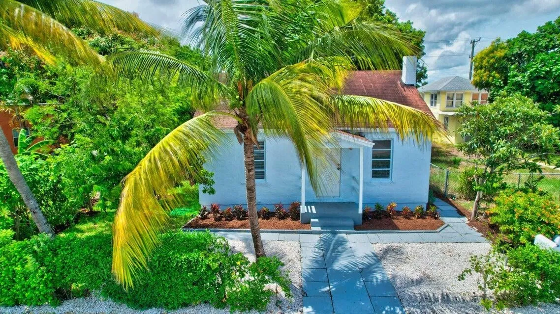 Residence photo 4