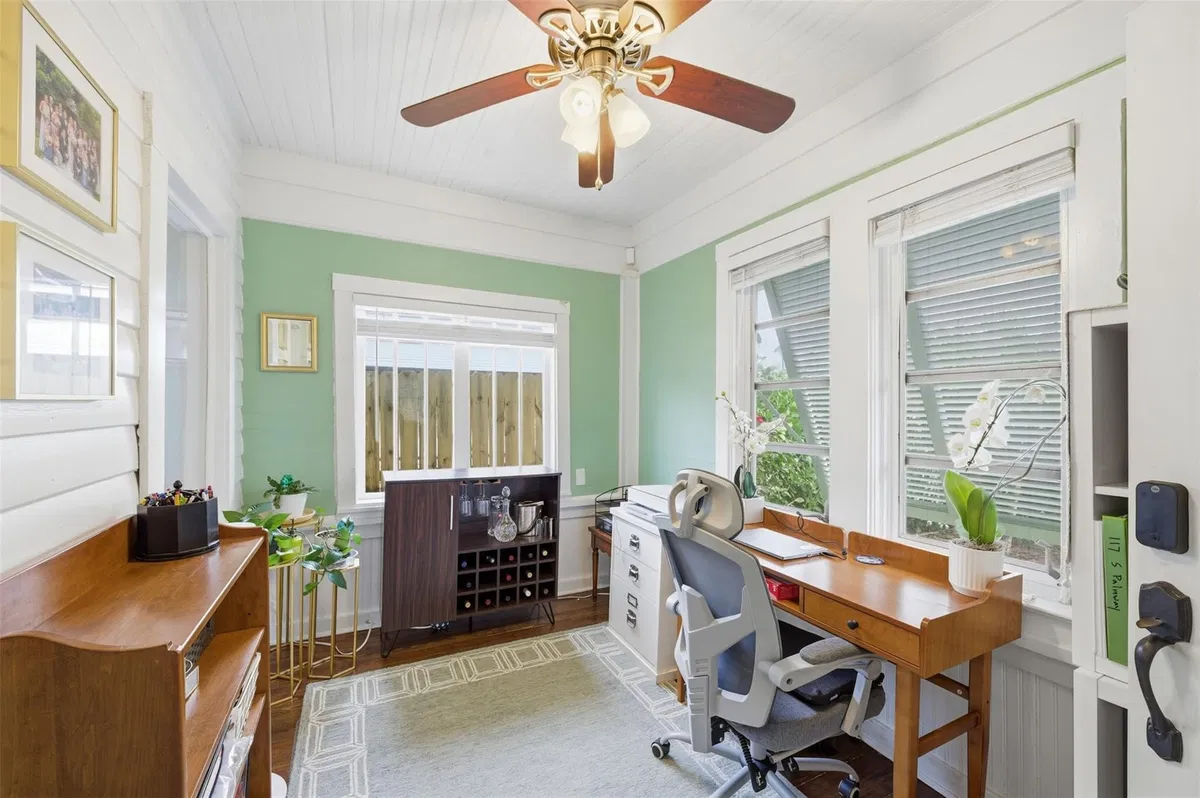 Residence photo 31