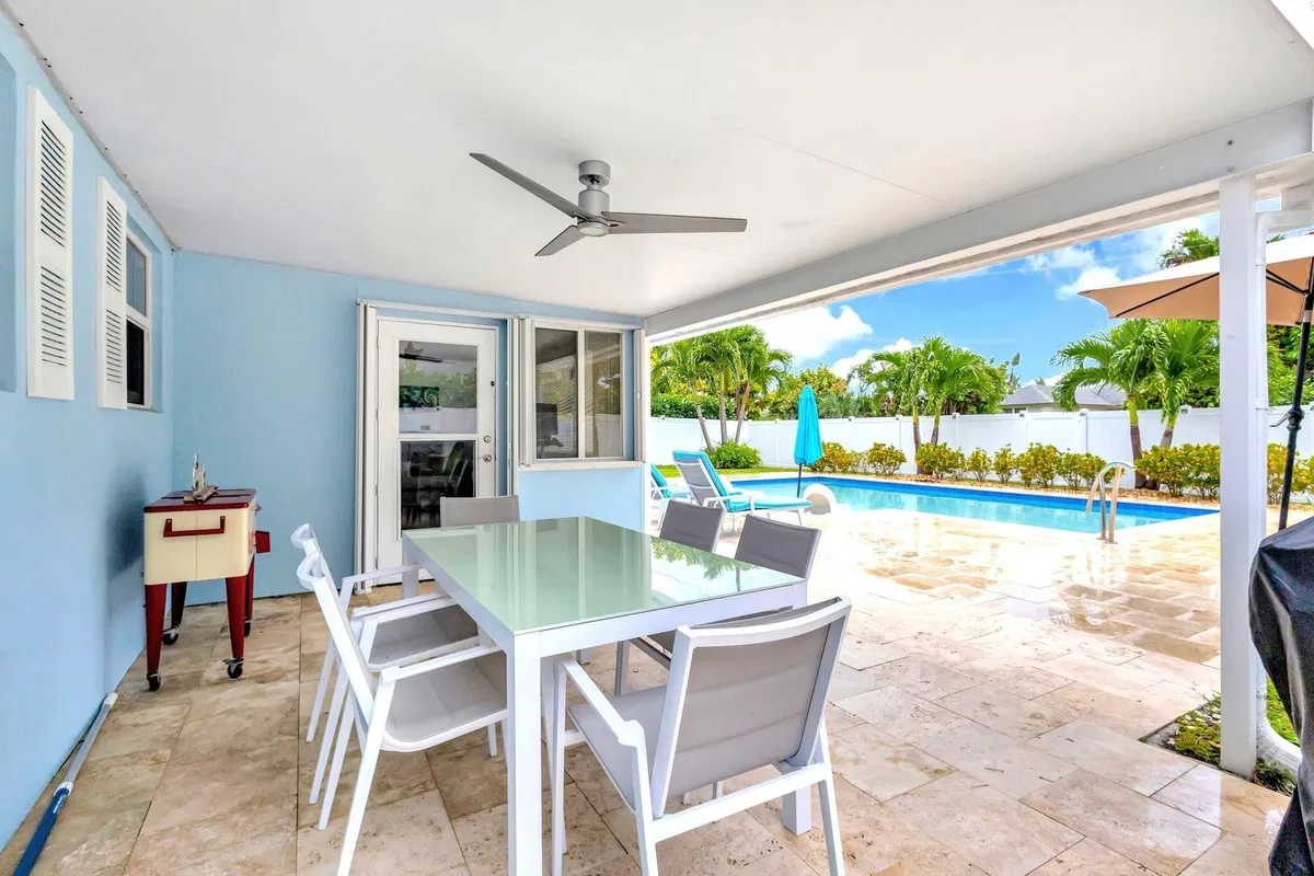 Singer Island Residence photo 10