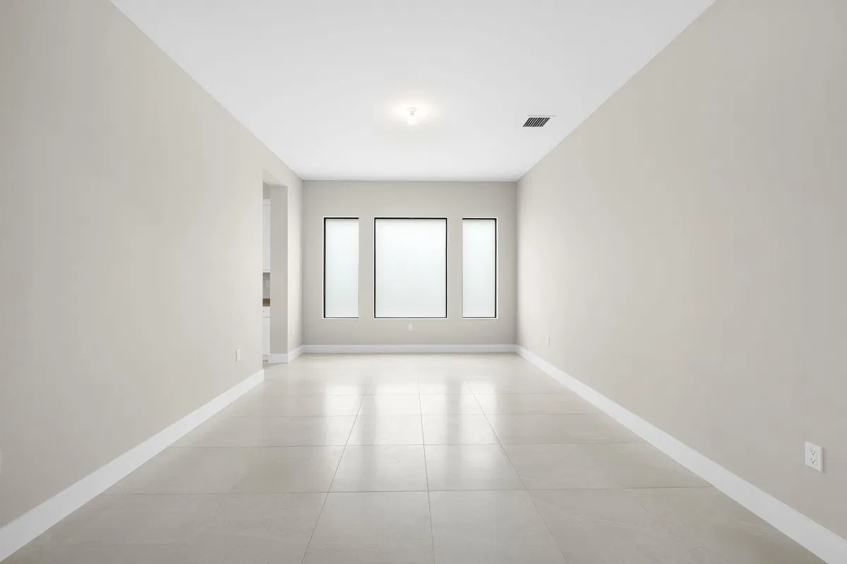 Residence photo 19