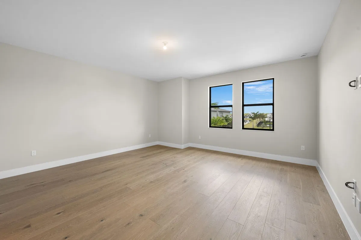 Residence photo 31