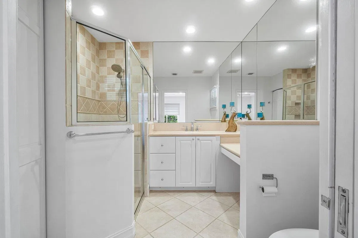 PGA National Palm Beach Gardens Residence photo 16