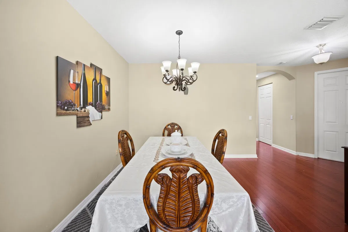 Residence photo 7