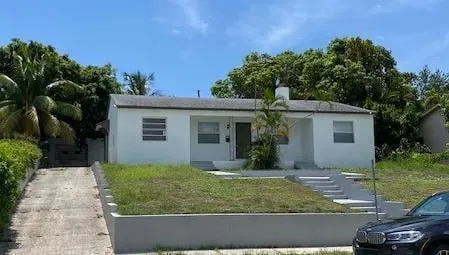 West Palm Beach Residence
