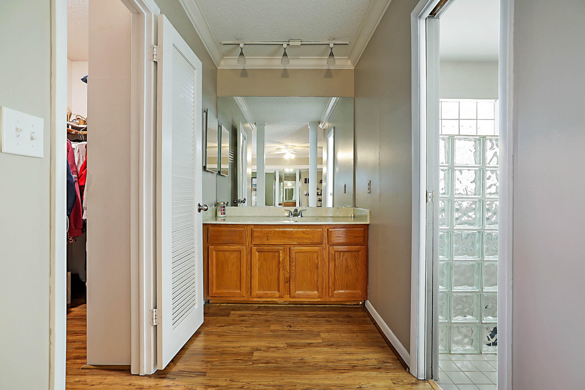  Residence photo 22