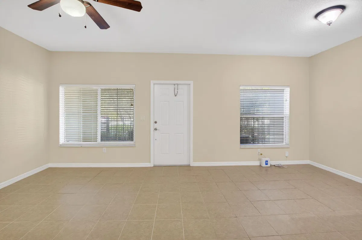  Residence photo 13