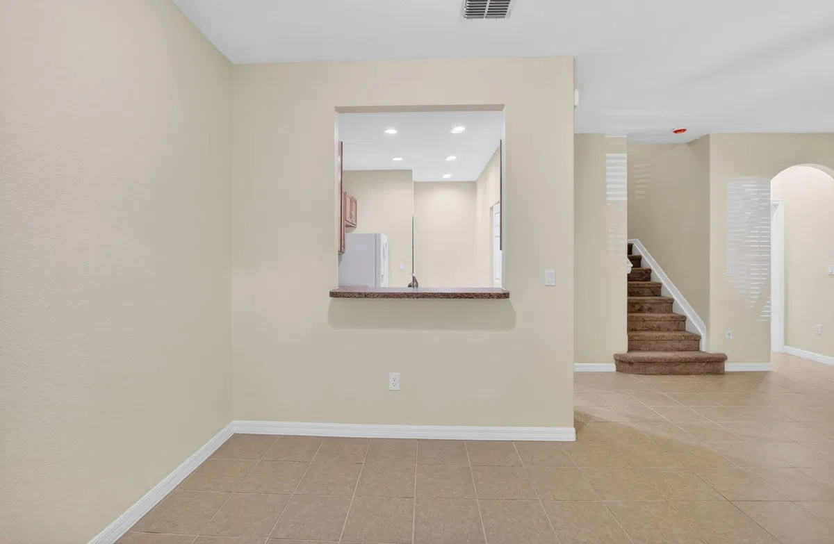  Residence photo 19