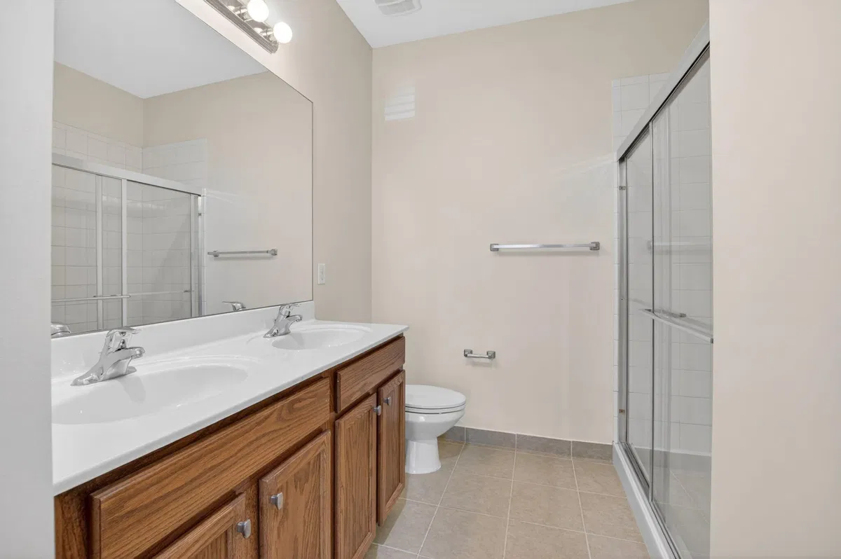  Residence photo 34