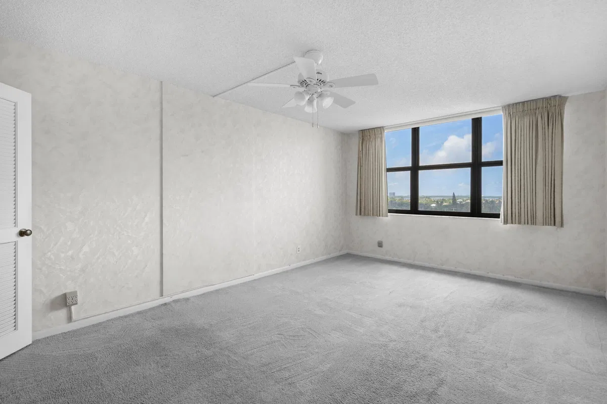 Singer Island Unit 705 photo 25