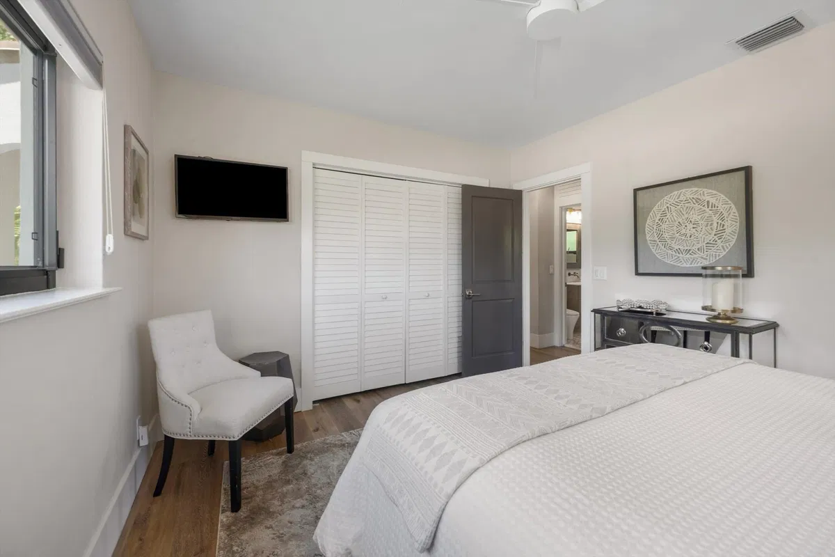 Residence photo 22