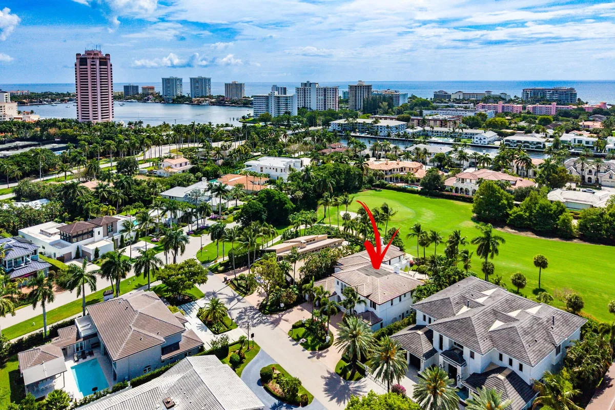 Royal Palm Yacht and Country Club Residence photo 4