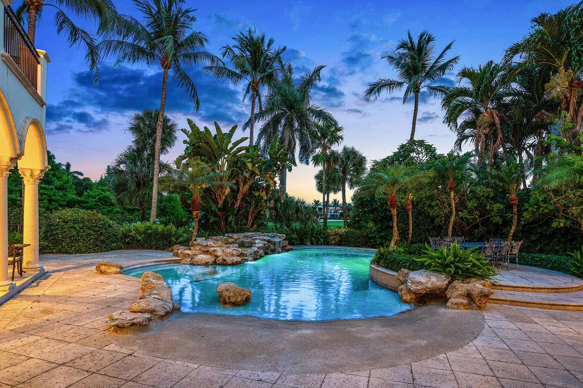 Royal Palm Yacht and Country Club Residence photo 73