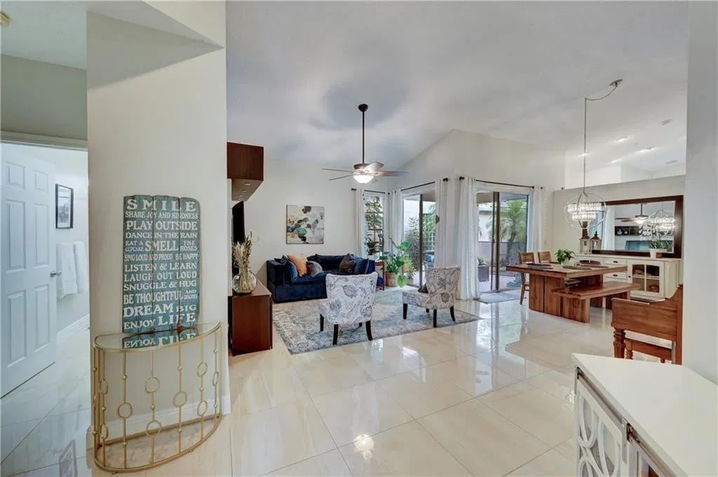 Boca Lago Country Club Homes Residence photo 10