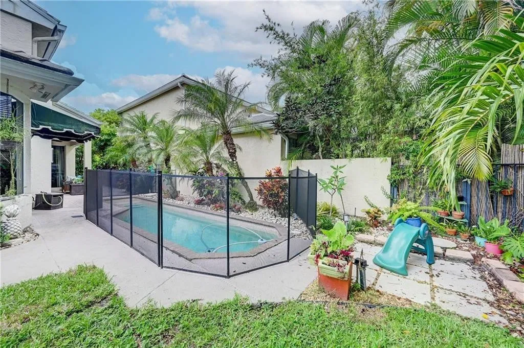 Boca Lago Country Club Homes Residence photo 37