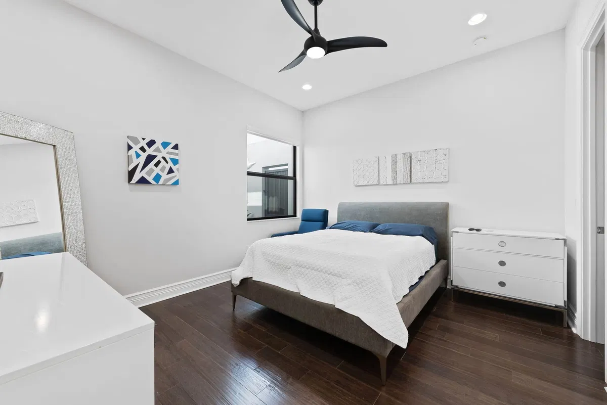 Boca Bridges Residence photo 16