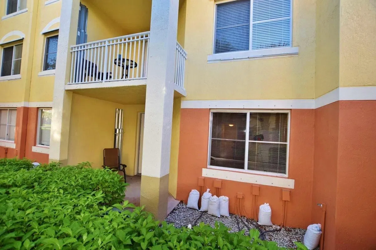 Unit 103 photo 13