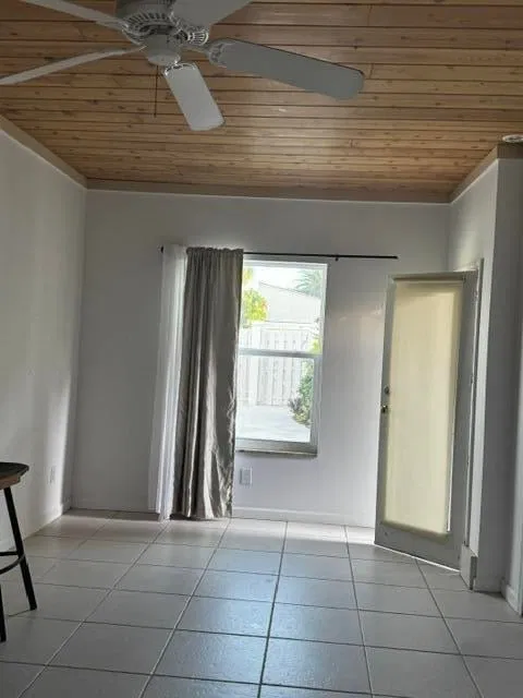 Residence photo 43