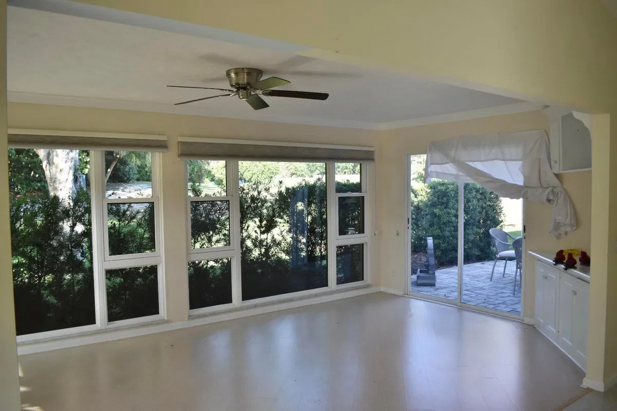 Residence photo 25