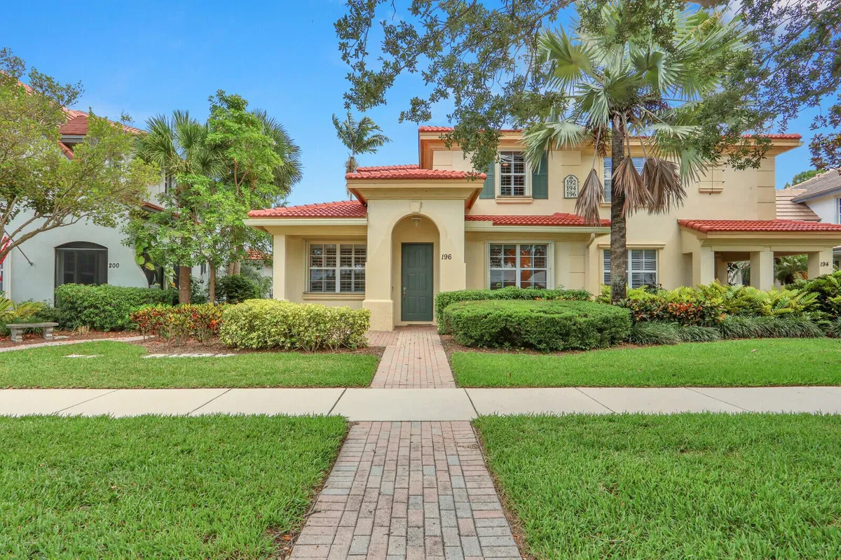 Evergrene Palm Beach Gardens Residence