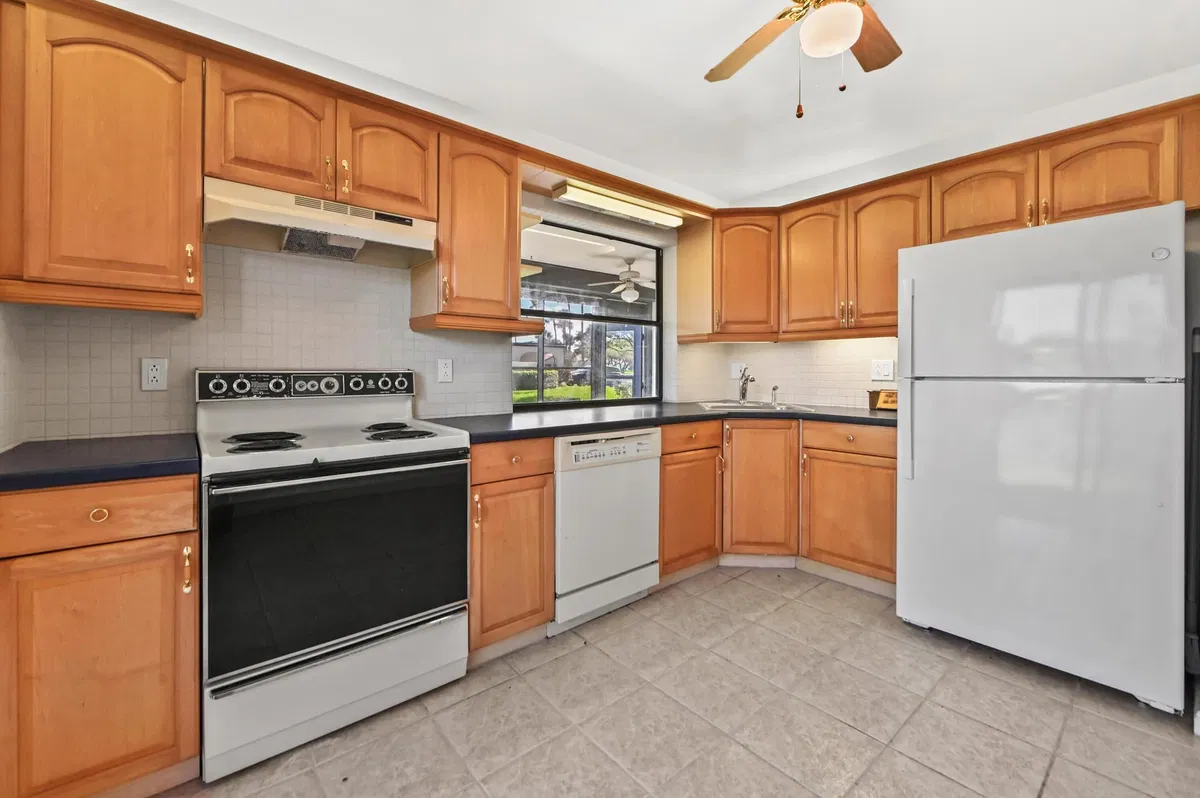  Residence photo 7