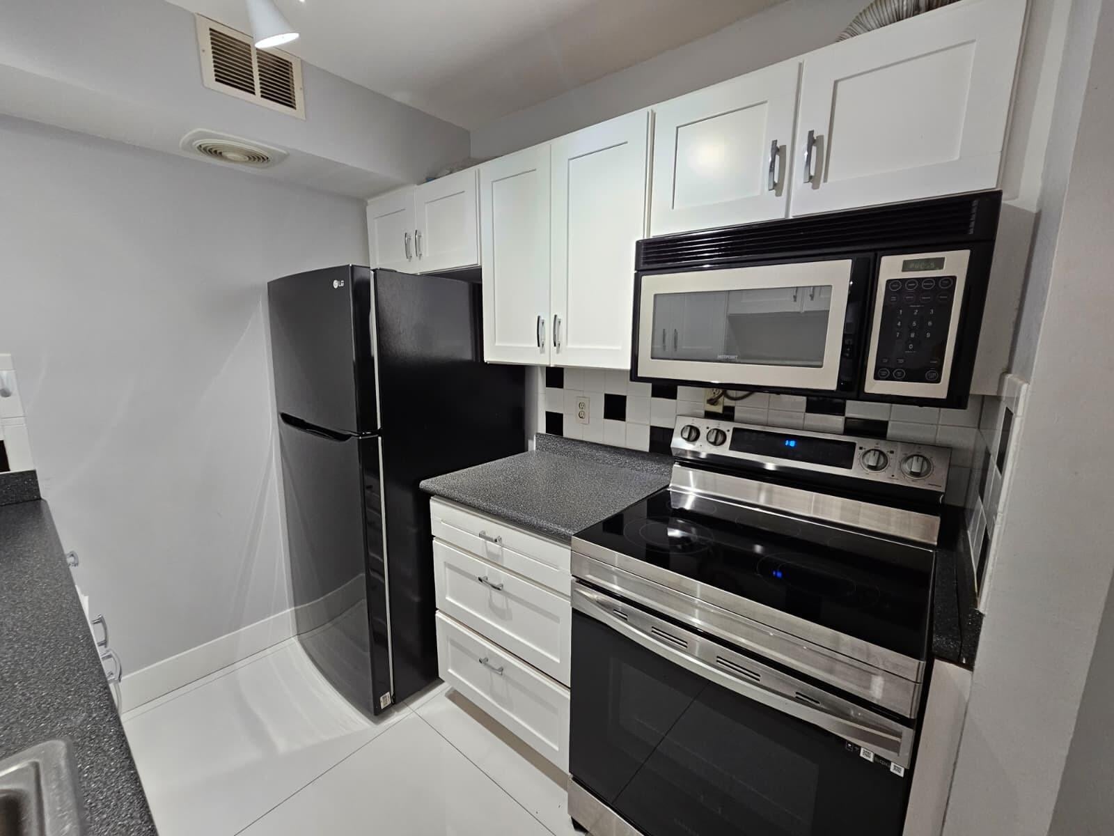  Unit 4 photo 7