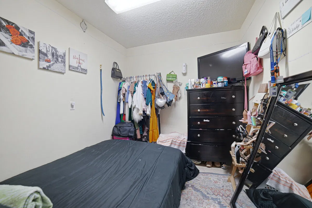  Unit 304 photo 10
