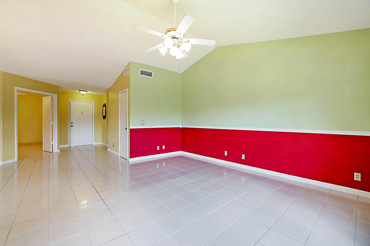 Residence photo 7