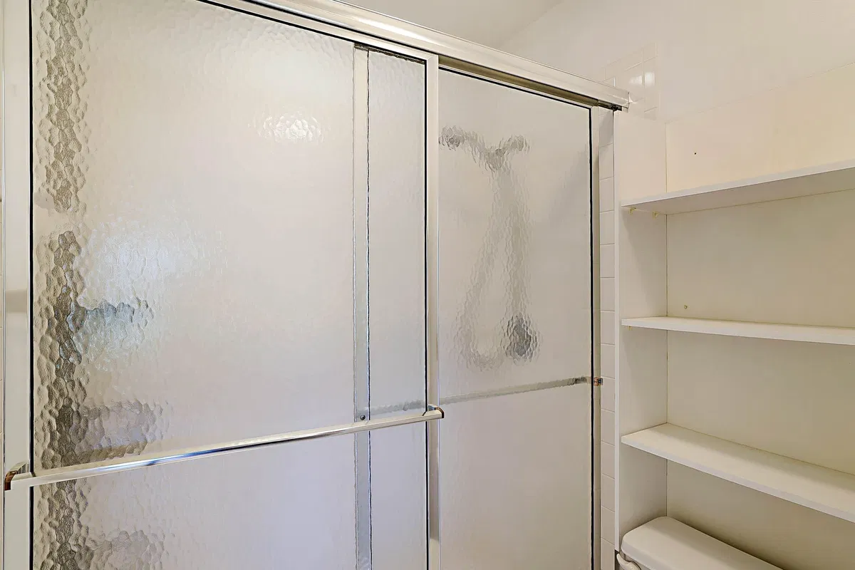 Residence photo 22