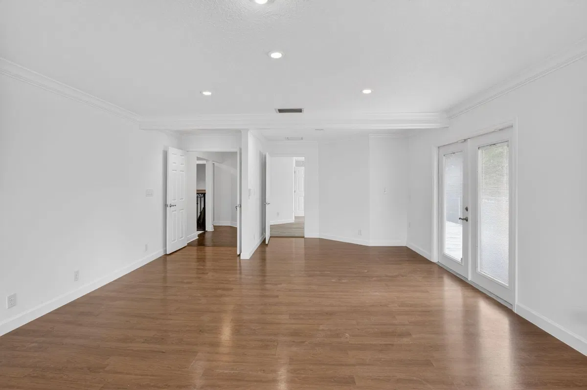 Residence photo 46
