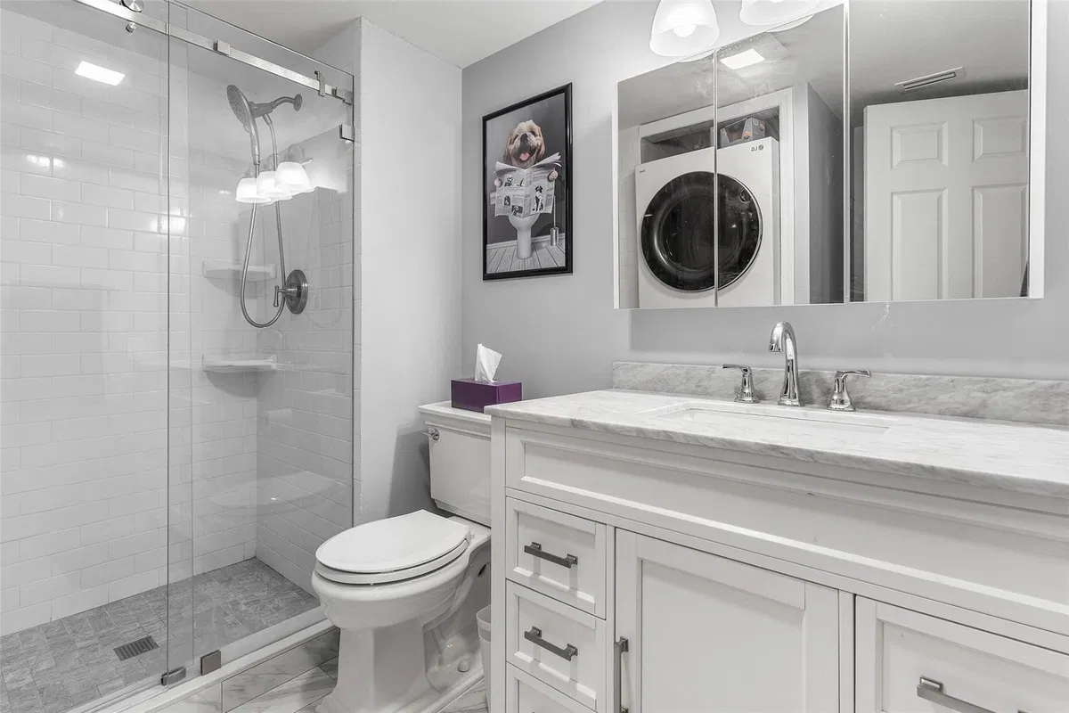Residence photo 19
