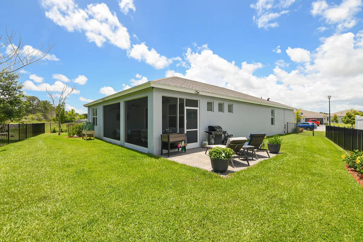 Residence photo 13