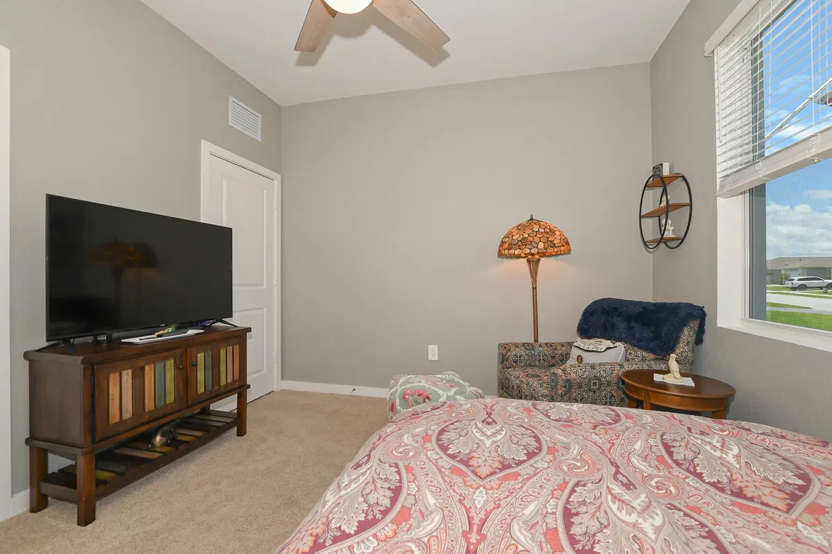 Residence photo 22