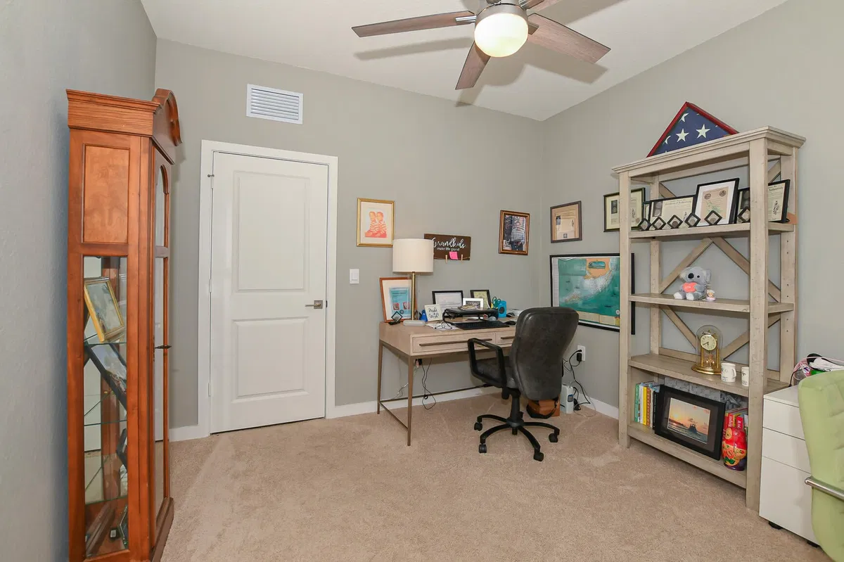 Residence photo 28