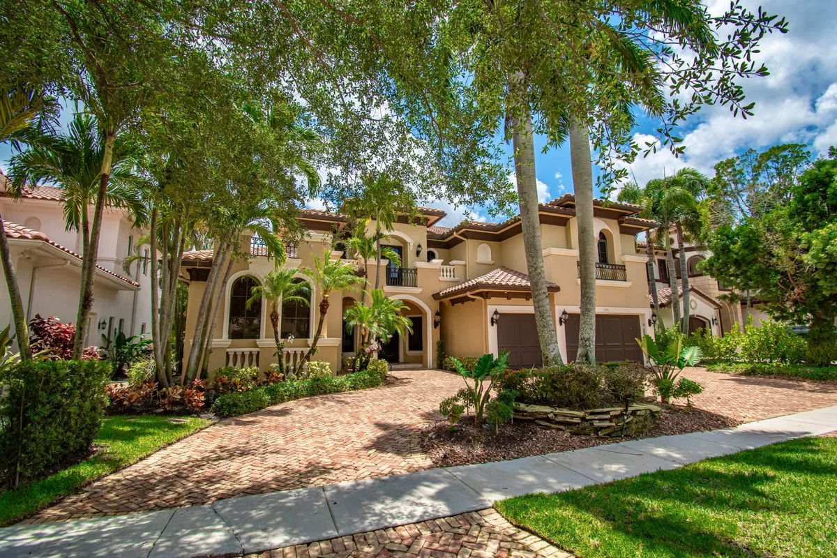 Oaks At Boca Raton Residence