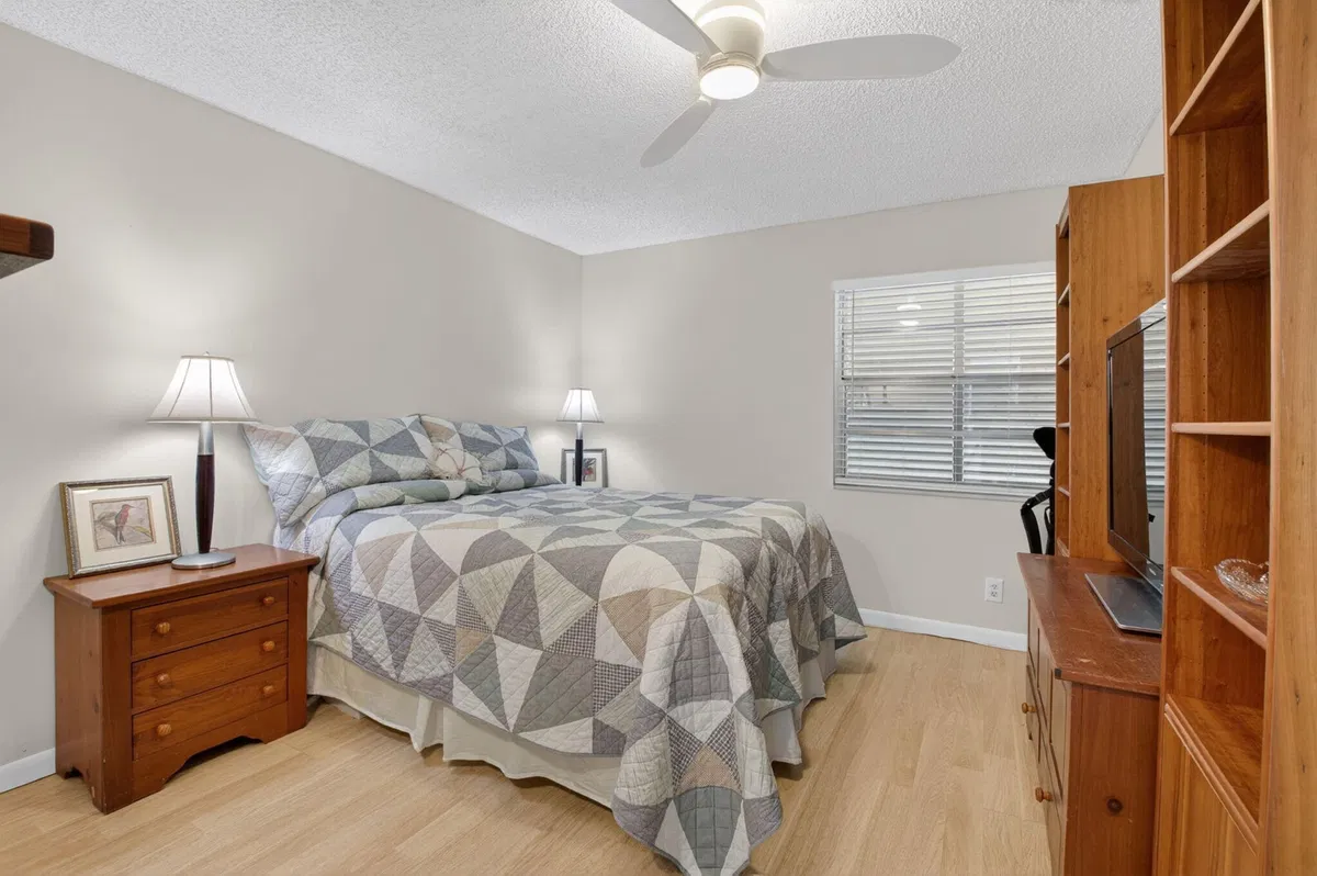 Residence photo 13