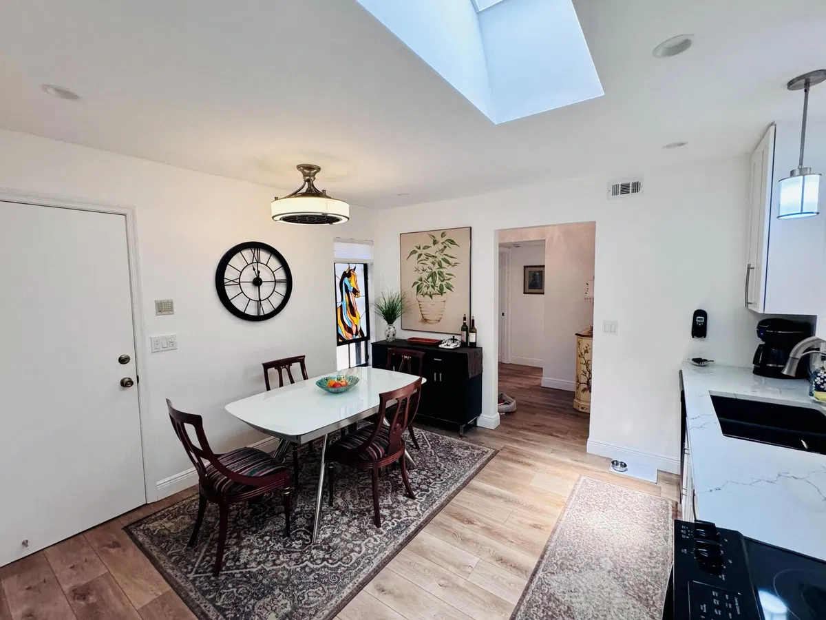 Residence photo 16